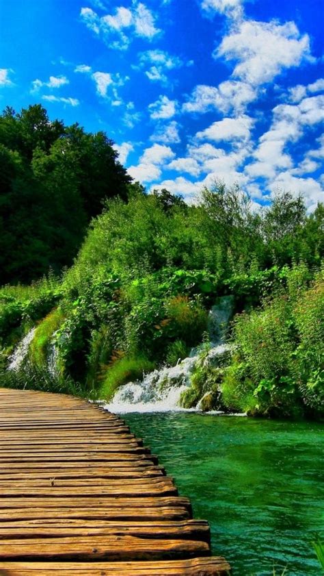 Plitvice Lakes National Park Backiee