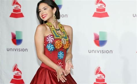Video Ngela Aguilar Y Su Diminuta Cintura En Los Latin Grammy