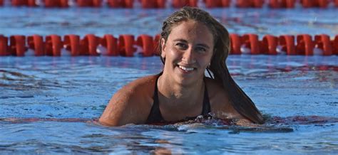 May 21, 2021 · europei di nuoto 2021, simona quadarella prima anche nei 1500 stile libero. Europei vasca corta, Simona Quadarella medaglia d'oro nei ...