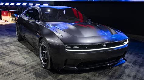 Dodge Tenta Converter Seus Fãs De Muscle Cars De Motor V 8 Para Ev