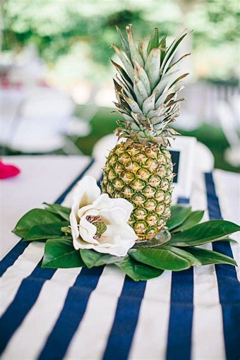 37 Fun Ideas To Incorporate Pineapples Into Your Big Day Weddingomania Pineapple Wedding