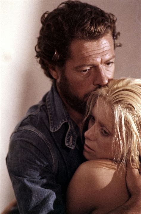 22 ekim 1943 paris dogumludur ve gercek adi catherine dorléac'tir. Marcello Mastroianni e Catherine Deneuve: quattro anni ...