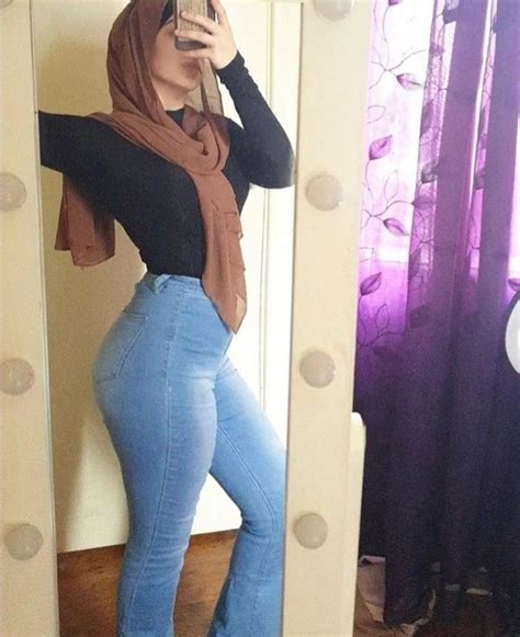 Tighty Jean In Hijabstyle Outfit Idea