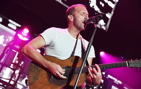 Coldplay Share Previously Unseen Clip Of An Alternate ‘yellow Video