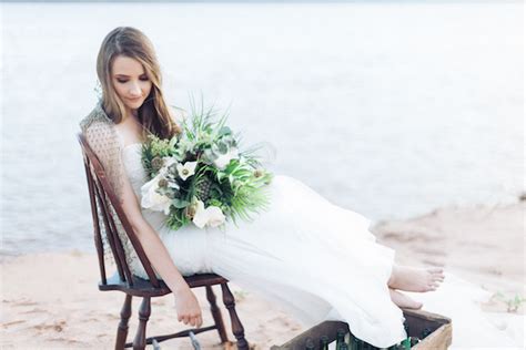 Locally Sourced Dreamy Beach Wedding Inspiration
