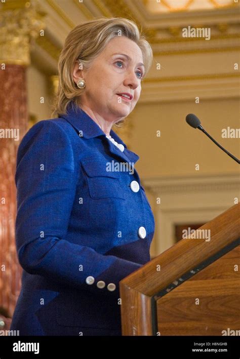 Us Secretary Of State Hillary Clinton Speaks At A Ceremony Honoring