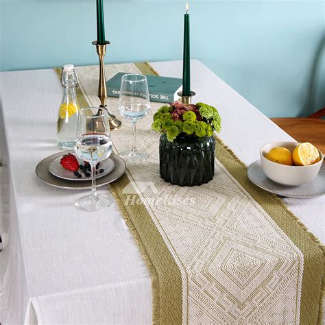 Adorn your tables with the highly elegant table runner for round tables from alibaba.com. Nordic Modern Minimalist Country Living Room Striped Table ...