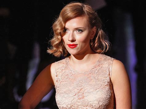 Scarlett Johansson On Hacked Nude Photos It Feels Wrong Cbs News