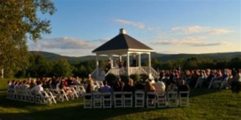 Lucerne Inn Weddings | Get Prices for Wedding Venues in ME