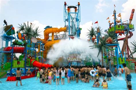 Some Amazing Water Parks Across The World Water Park Whitewater Park