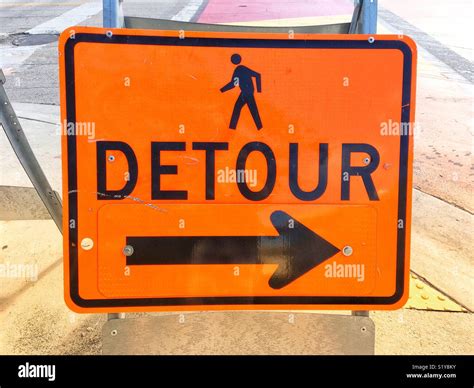 Traffic Detour Sign Hi Res Stock Photography And Images Alamy