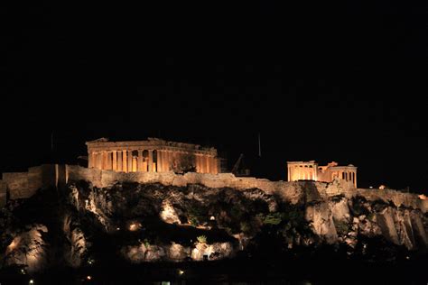 The Acropolis Lit Up At Night In Athens Greece Acropolis Athens