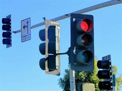 California Traffic Signals
