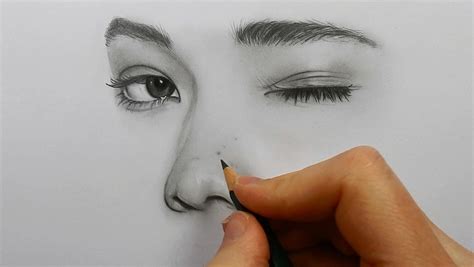 Secrets to drawing realistic faces. Drawing shading and blending a face with graphite pencils ...