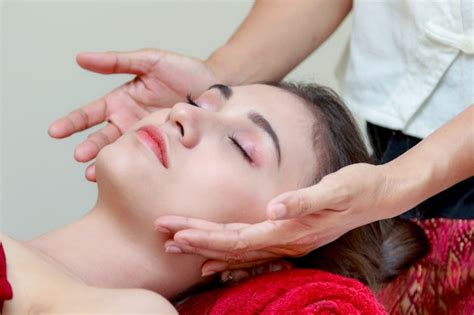 premium photo beautiful woman relaxing in the beauty treatment facial massage spa beauty concept