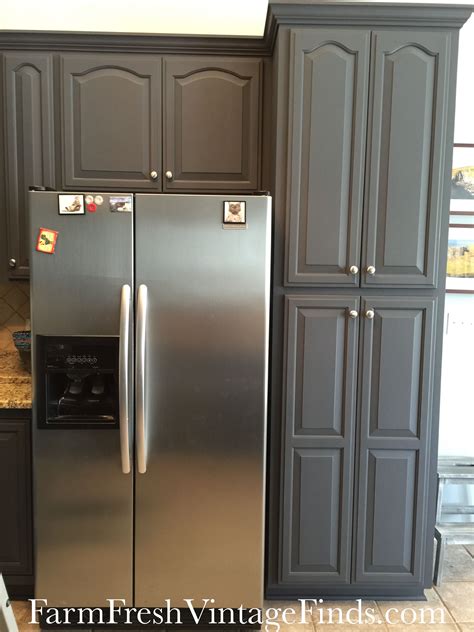 It's washable and and resistant to water and household cleaners so you can wash away any marks or stains, making it really easy to maintain. Painting Kitchen Cabinets with General Finishes Milk Paint ...