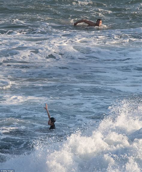 Swimmer Used Her Final Breath To Alert Surf Lifesavers That She Was Just Seconds From Death