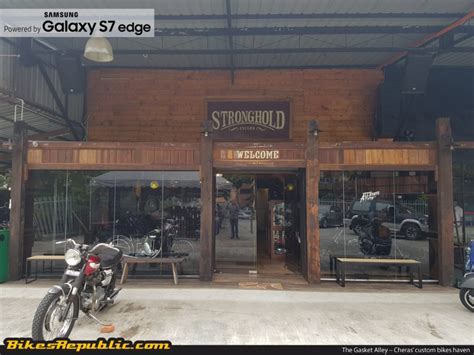 Lawson, manager of the gasket alley The Gasket Alley - Cheras' custom bikes haven - BikesRepublic