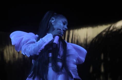 Ariana Grande Releases New Live Album K Bye For Now Swt Live