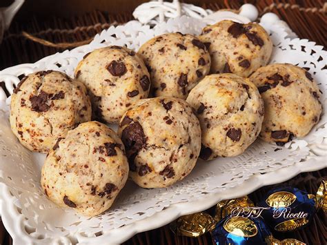 Check spelling or type a new query. Biscotti morbidi di ricotta e cioccolato senza zucchero ...