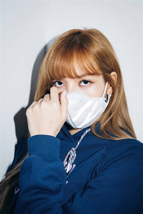These 15 Photos Prove That No Mask Can Hide Blackpink Lisas Beauty