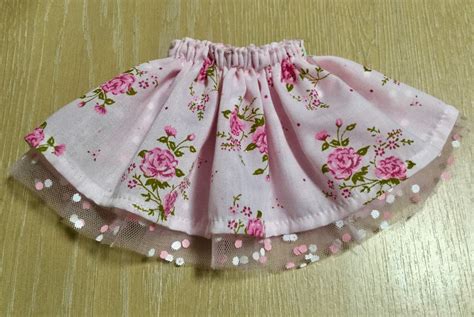 In this article, you'll find many free doll clothes sometimes with doll patterns, especially barbie doll patterns, it's easy to lose pieces because they are that takes you to the pattern site and follow the instructions on how to download their patterns. Doll Clothes Patterns by Valspierssews: Gathered skirts ...
