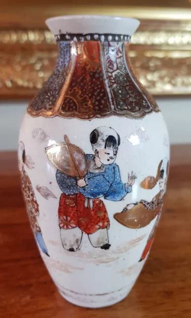 Vaso Figurativo Pregiato Anticovintage Giapponese Satsuma Dipinto A