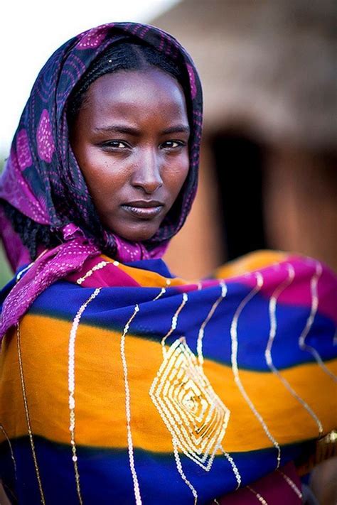 Somalia People And Culture Beauty From Somalia African People African Women African Girl We