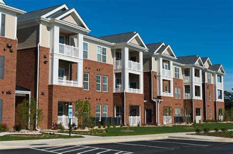 Apartment Community Or Apartment Complex Whats The Difference Rent