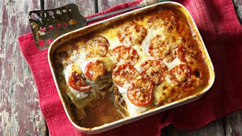 Skinny Beef Lasagne Recipe Bbc Food