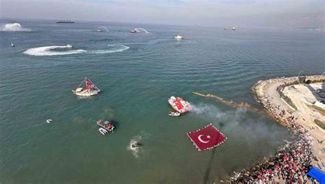 Hatayda Cumhuriyetin 100 Yılında Denizde 123 Metre Türk Bayrağı