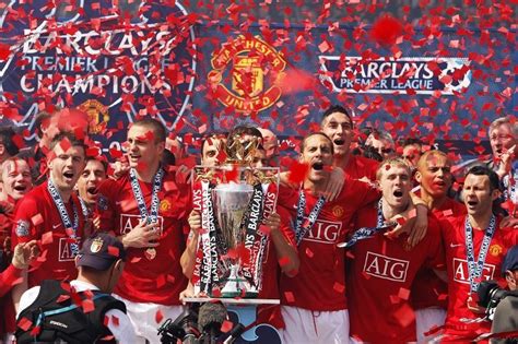 View manchester united fc statistics from previous seasons, including league position and top goalscorer, on the official website of the premier league. Premier League Champions 08/09 - Manchester United Photo ...