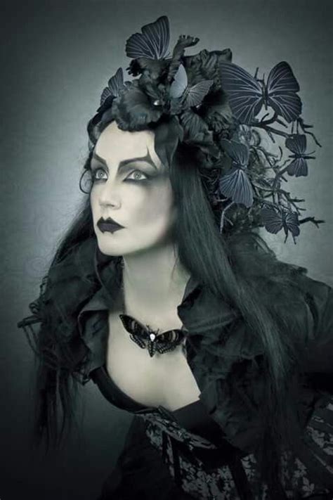 Gothic Portrait Photography Women Gothic Beauty Goth Queens