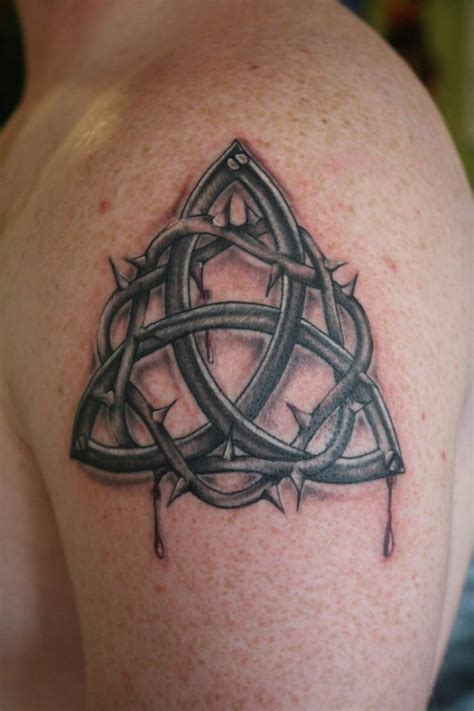 18 Trinity Knot Tattoos With Special Meanings Tattooswin