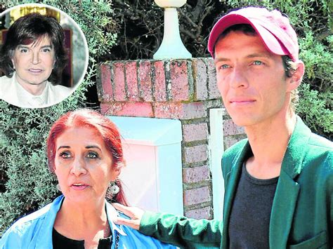 Hijo de Camilo Sesto se ‘bebe’ la plata de su padre | El Diario Ecuador