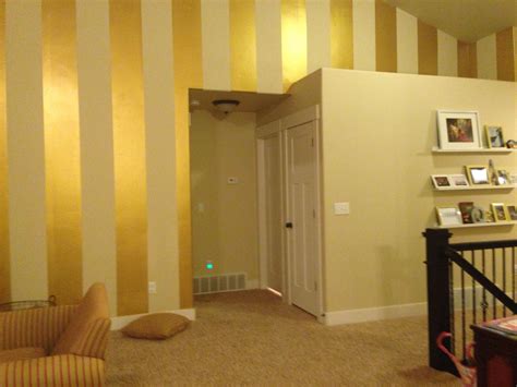 This guide will teach you how to pick paint colors like an interior designer and offer tips and tricks to help you make smart design choices for your home. Pin by Ashton Palmer on foyer | Metallic paint walls, Gold paint colors, Rose gold wall paint
