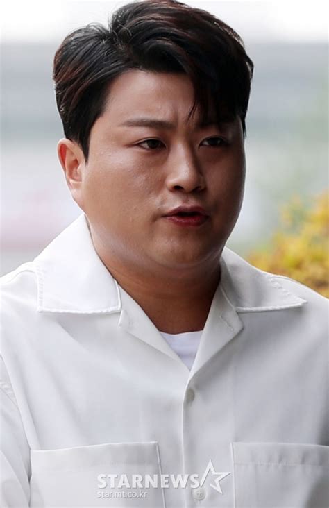 잘 가꾼 외모와 수려한 말솜씨로 여자들에게. KBS, '불후-김종국X터보' 특집서 김호중 편집 - NO.1 축구 전문 ...