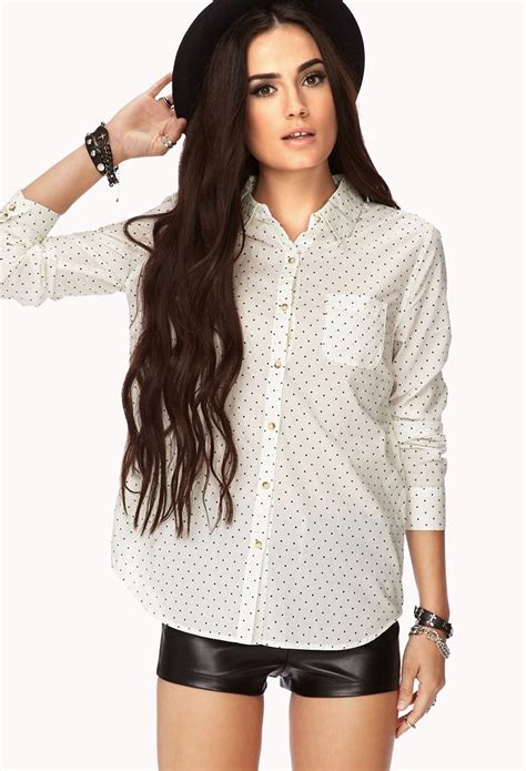 Forever 21 is a privately held company that operates various clothing stores in the united states, canada, indonesia, korea, malaysia, china and additionally, forever 21 provides online gift cards for customers. Womens Blouse and shirt | shop online | Forever 21 ...