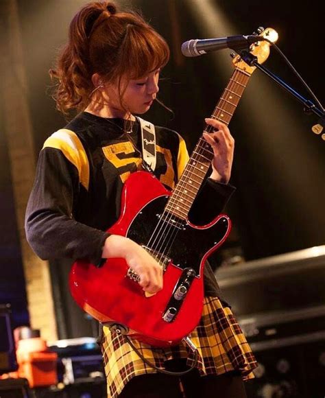 Pin By Danpeo1998 On Rina Japanese Girl Band Female Guitarist