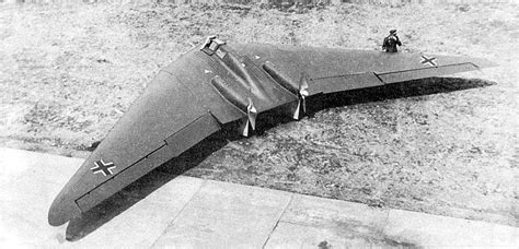 Steel fuselage with wood coverage. Horten Ho 229. El ala volante de la Alemania Nazi - Una ...