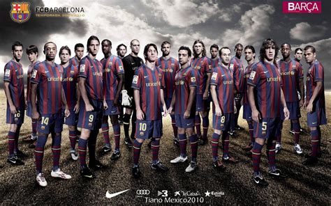 Futbol club barcelona, commonly referred to as barcelona and colloquially known as barça, is a catalan professional football club based in b. FC Barcelona 1920x1200 001 team - Tapety na pulpit