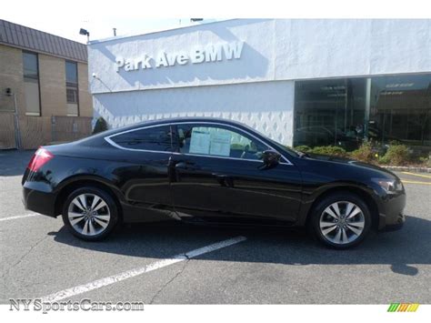 An accord is, by definition, a compromise. 2009 Honda Accord LX-S Coupe in Crystal Black Pearl ...