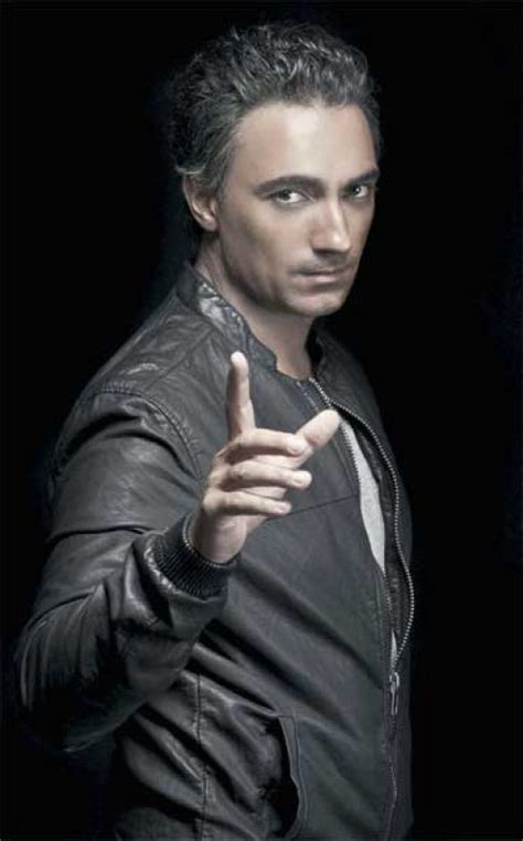 Selim bayraktar is an actor, known for vlad's legacy (2017), muhtesem yüzyil. Selim Bayraktar Sana tahmin edemeyeceğin kadar öfkeliyim | Sultana ♤ | Pinterest | Turkish ...