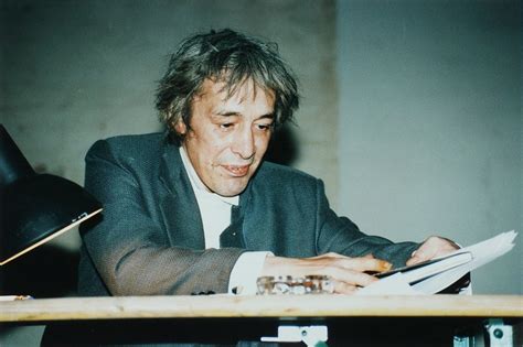 Harry Hass Filem Bio Dan Senarai Di Mubi