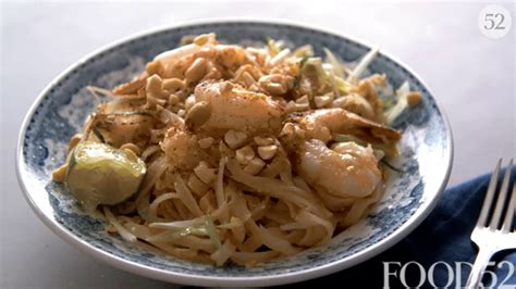 Gordon ramsay's pad thai s roasted by thai chef in 17. Gordon Ramsay Pad Thai Reddit - Overview For Fbass - They ...