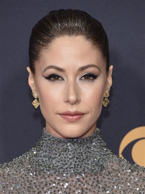 Amanda Crew Imdb