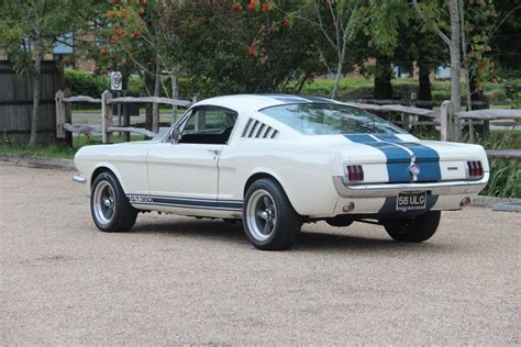 1965 Ford Mustang Fastback Gt350 Tribute White And Blue Racing Stripes