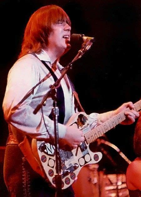 Pin By Andy On Musicians Terry Kath Chicago The Band Guitar Hero