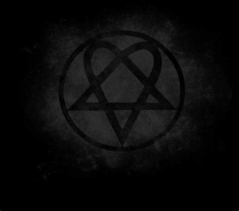 Basic Heartagram Dark Shading Surrounding It Possible Chest Piece Or