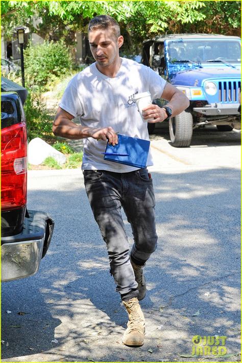 Shia Labeouf Is Clean Shaven And Looking Healthy These Days Photo 3151090 Shia Labeouf Photos